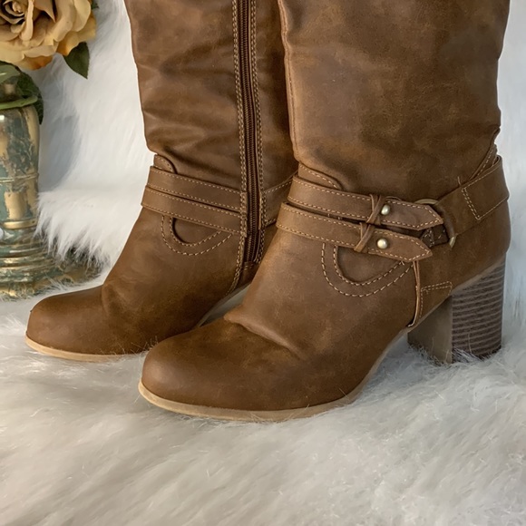 By Dolce Mojo Moxy Boots sz 9 - Picture 2 of 12